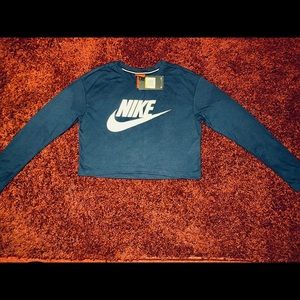 Nike Sportswear Essential crop top University Binary Blue/White